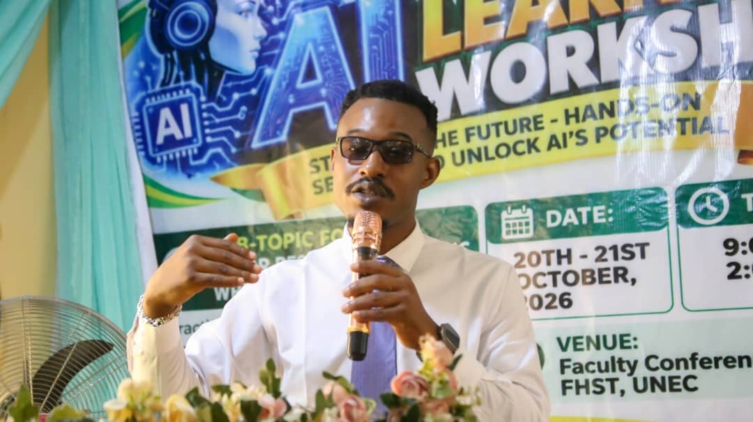 Engr. Nzube Chikwado Ndiokwelu speaks during the AI workshop at UNN Enugu Campus